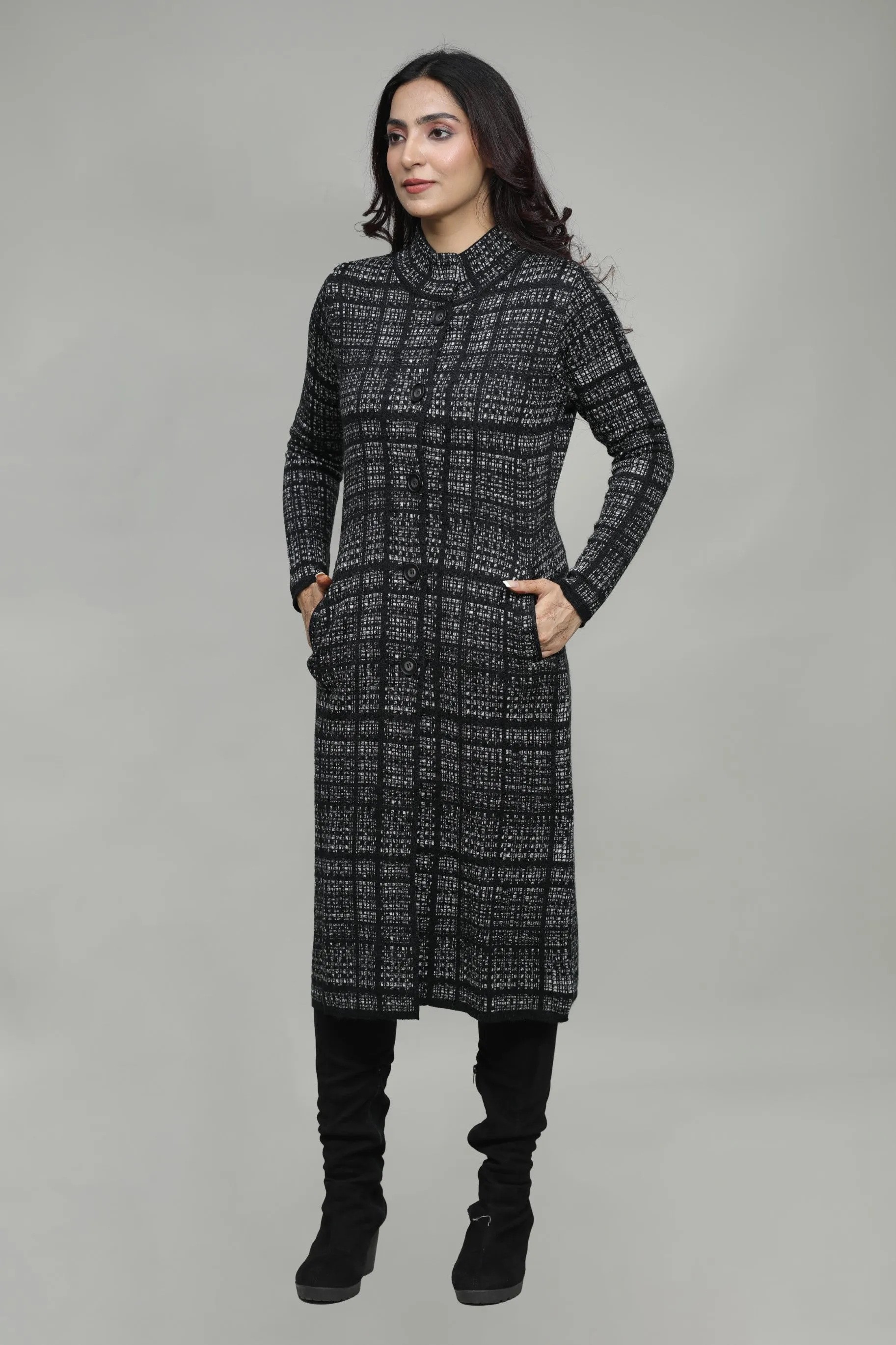 Women Knitted Checkered T-Neck Long Coat